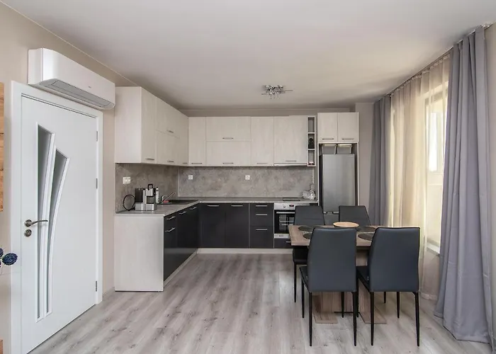 Apartament Cozy Flats Nearby Center Free Park Area